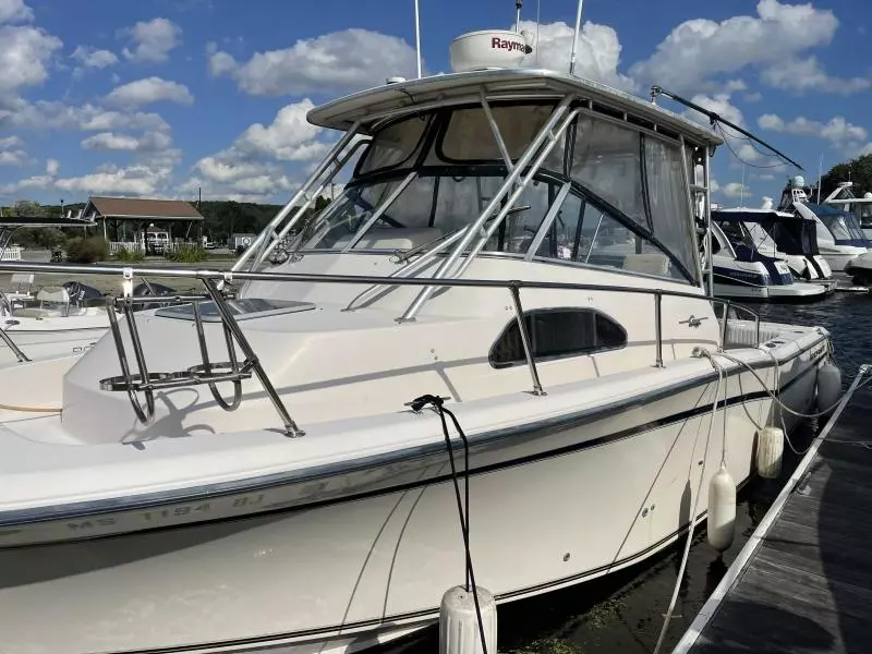 1999 Grady-White 300 Marlin