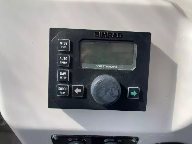 1999 Grady-White 300 Marlin