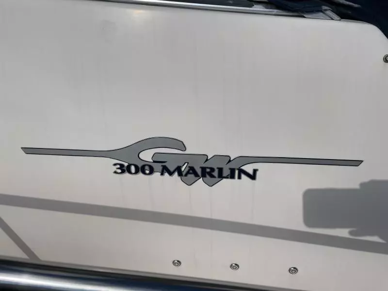 1999 Grady-White 300 Marlin