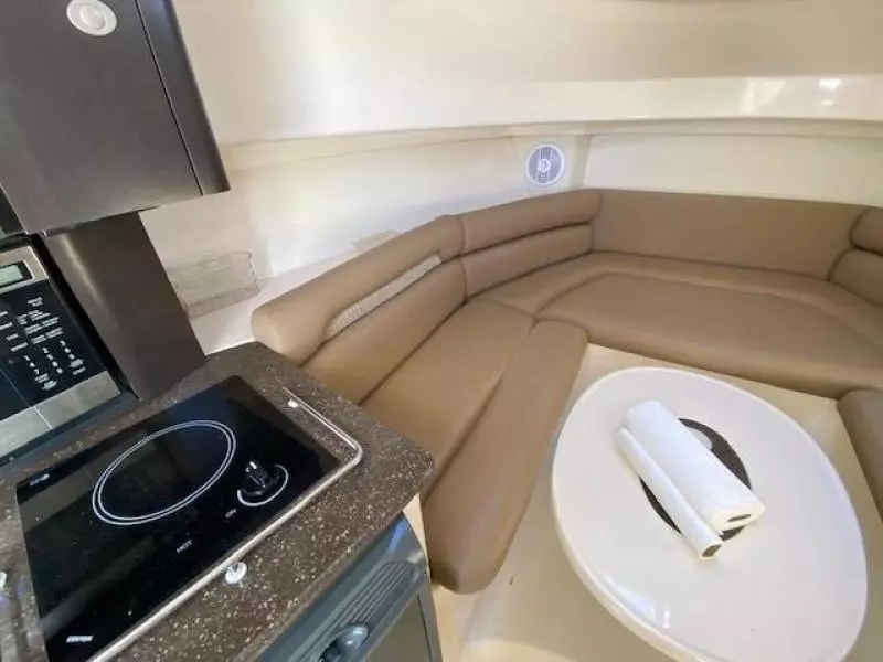 2006 Boston Whaler 285 Conquest