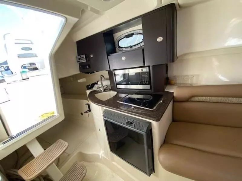 2006 Boston Whaler 285 Conquest