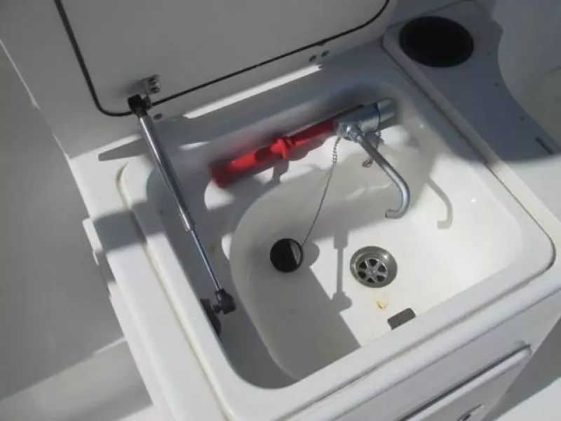 2006 Boston Whaler 285 Conquest