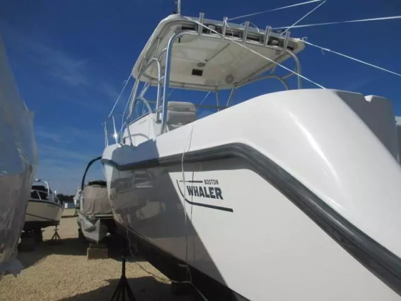 2006 Boston Whaler 285 Conquest