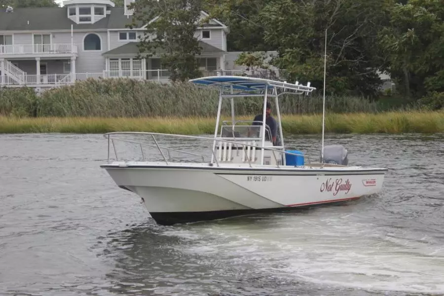 1989 Boston Whaler 25 Outrage