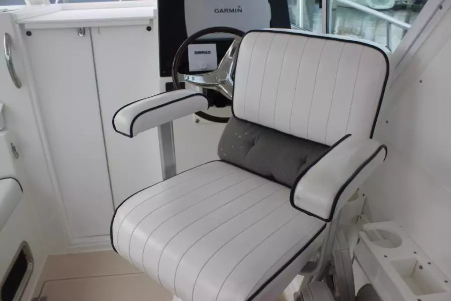 2008 Albin 28 Newport Flush Deck