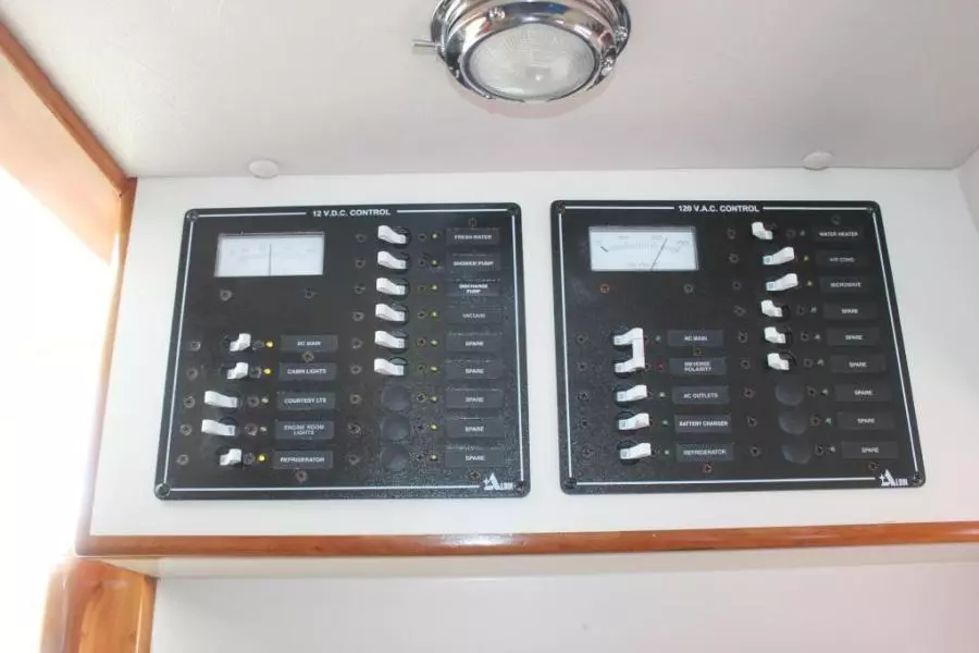 2008 Albin 28 Newport Flush Deck