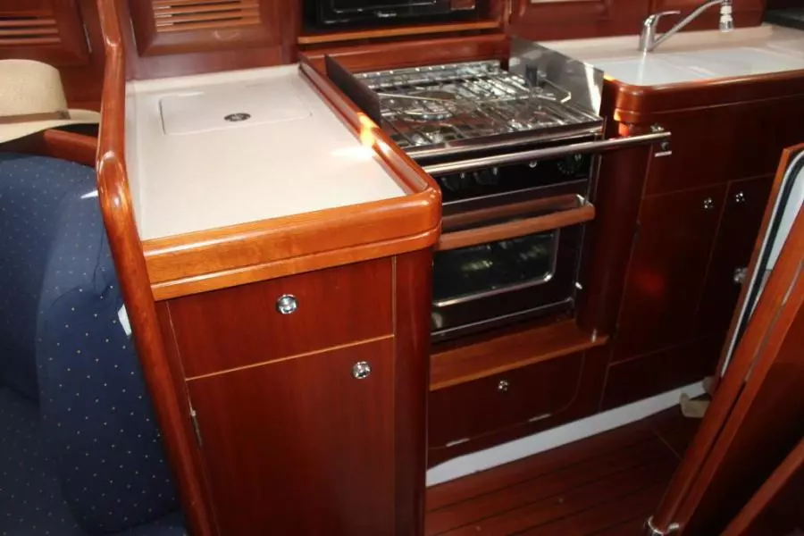 2005 Beneteau 423
