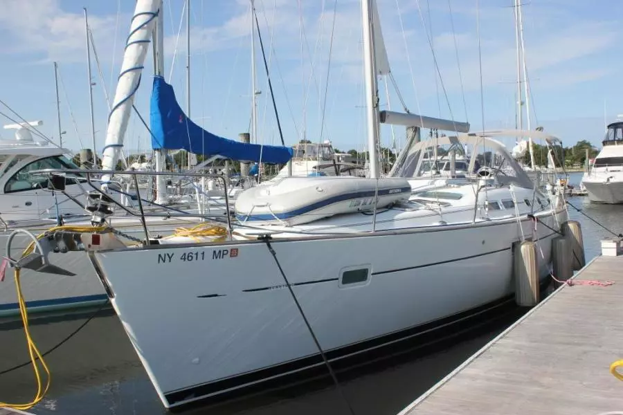 2005 Beneteau 423