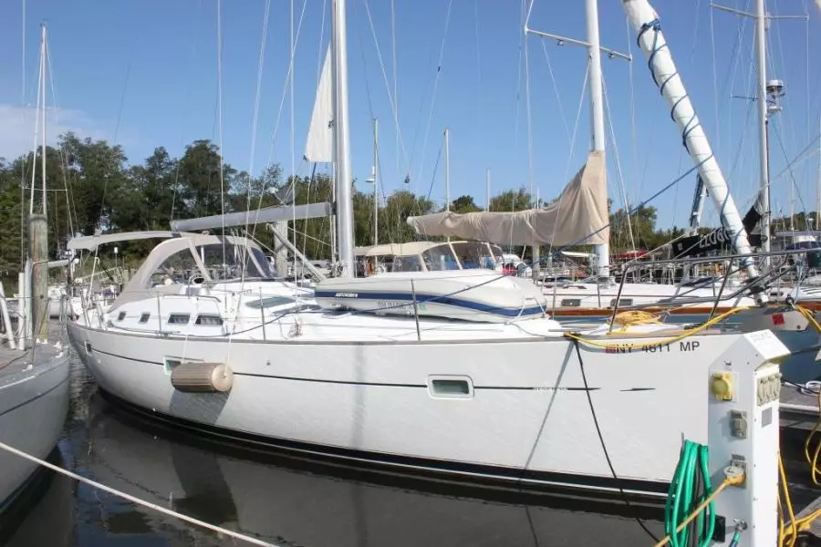 2005 Beneteau 423