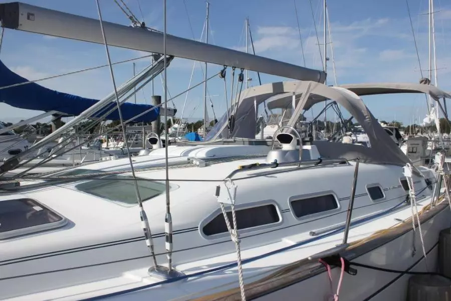2005 Beneteau 423