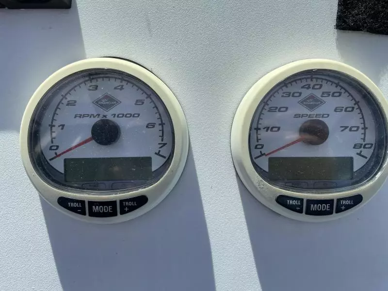 1984 Wellcraft Steplift