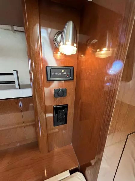 2008 Sea Ray 330 Sundancer