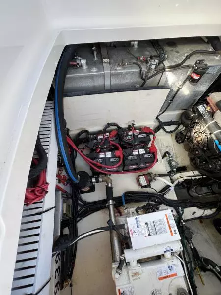 2008 Sea Ray 330 Sundancer