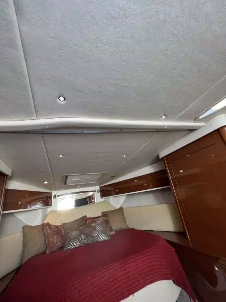 2008 Sea Ray 330 Sundancer