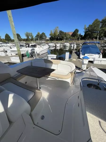 2008 Sea Ray 330 Sundancer
