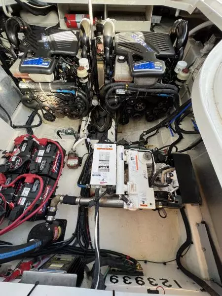 2008 Sea Ray 330 Sundancer