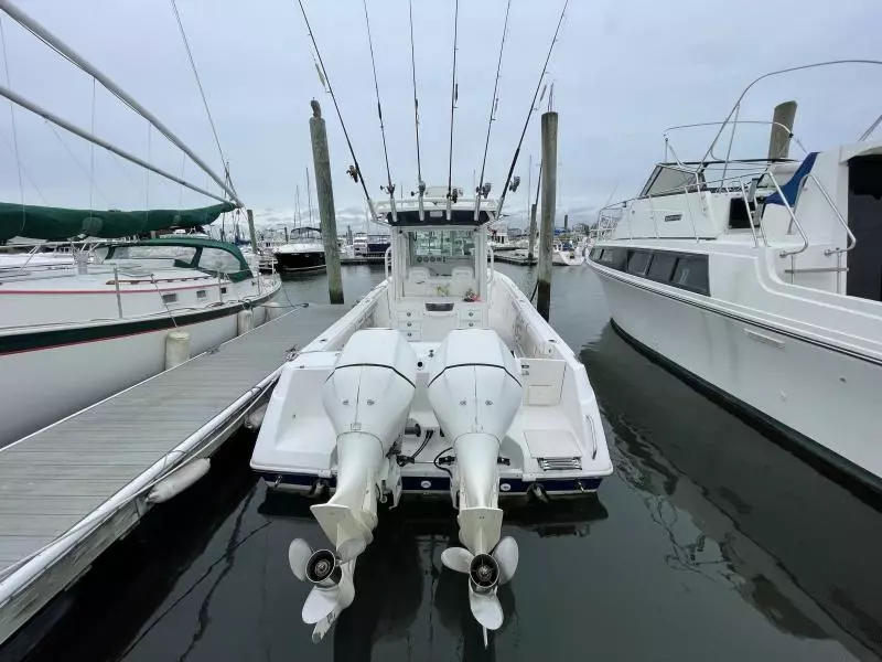 2007 Everglades 290 Pilot