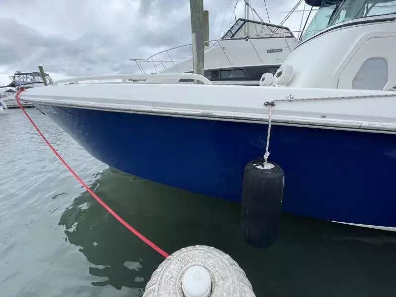 2007 Everglades 290 Pilot