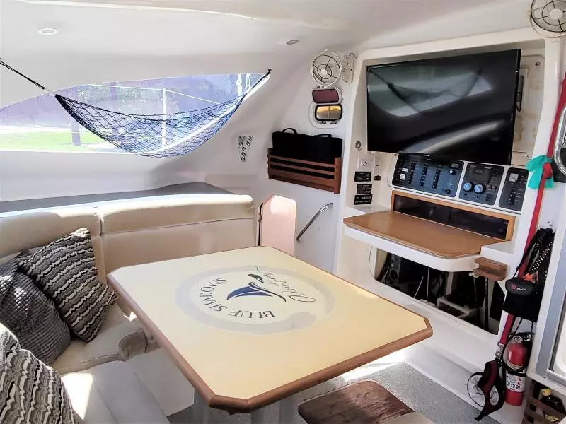 2004 Voyage Yachts Maxim 380