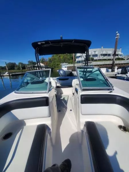 2018 Chaparral 21 H20 Deluxe