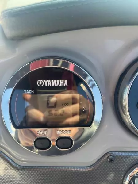 2018 Chaparral 21 H20 Deluxe