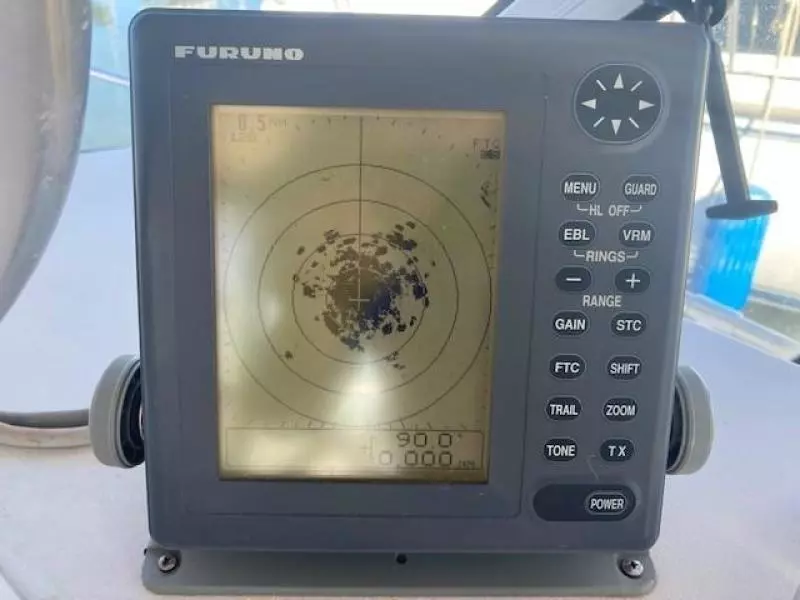 2000 Grady-White 265 Express