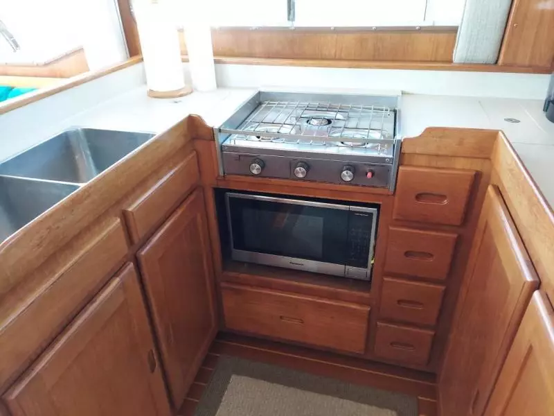 1994 Cape Dory Explorer