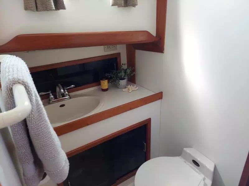 1994 Cape Dory Explorer