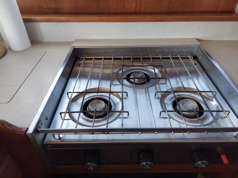 1994 Cape Dory Explorer