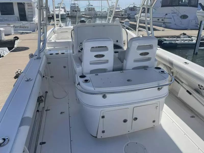 2008 Boston Whaler 320 Outrage Cuddy Cabin