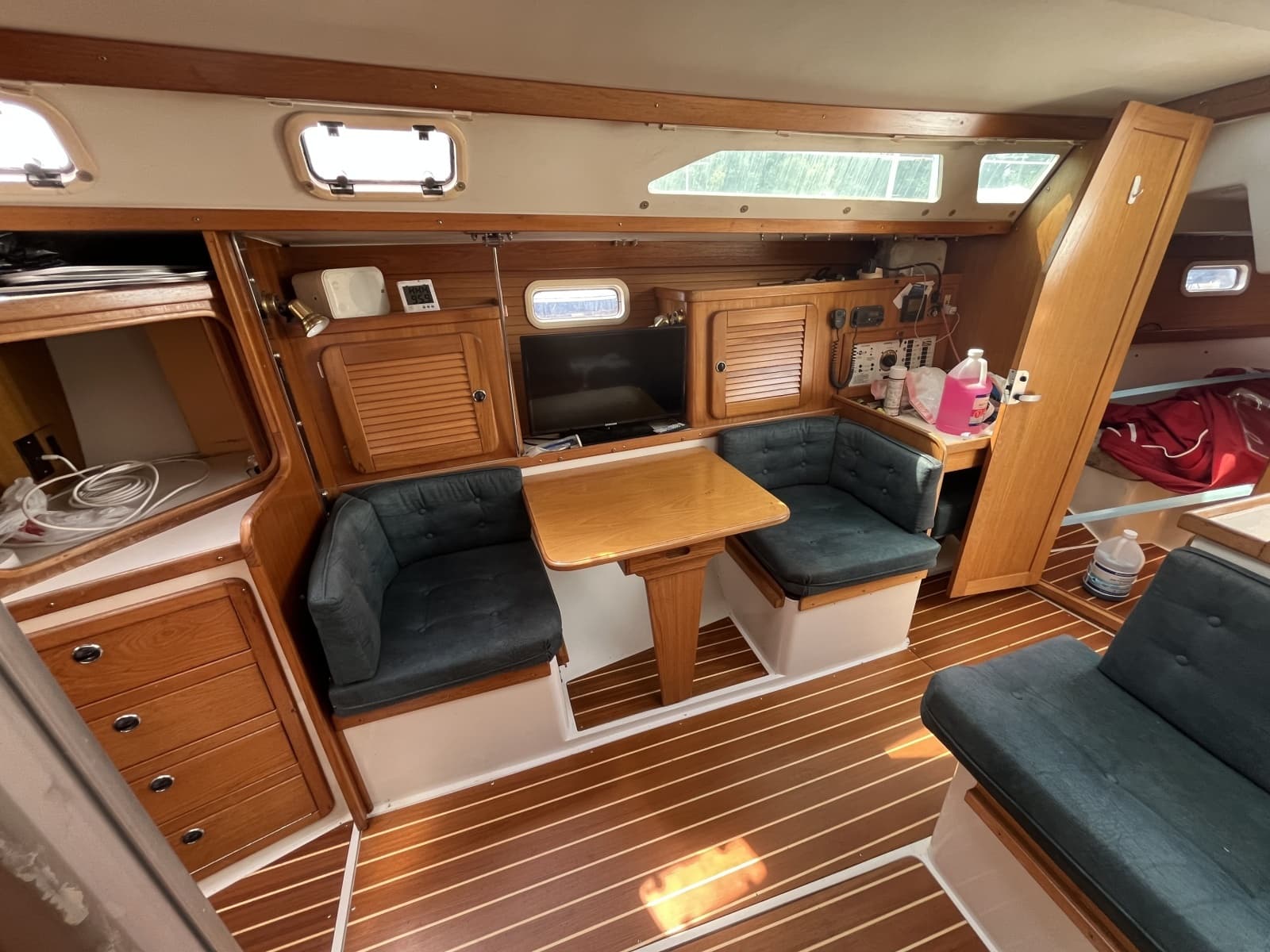 1999 Catalina 36 MK II