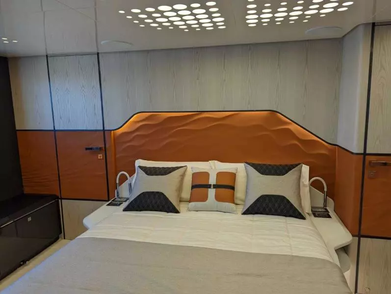 2023 Astondoa 677 Coupe