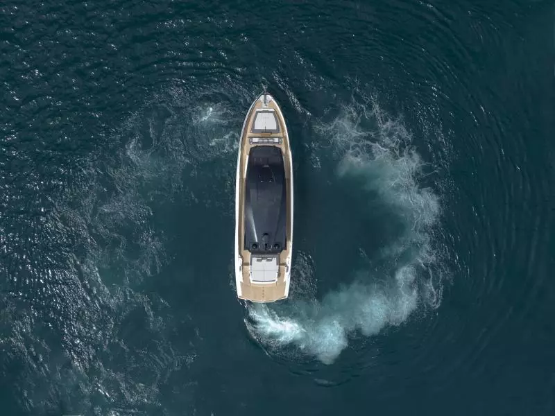 2023 Astondoa 677 Coupe