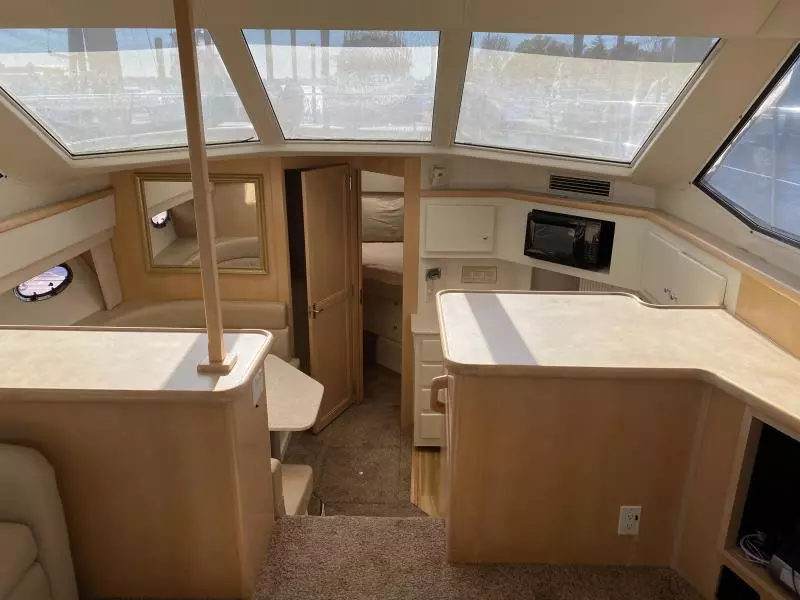 1998 Carver 405 Motor Yacht
