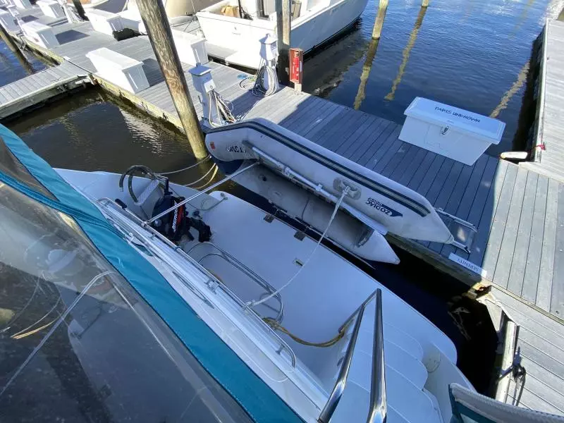 1998 Carver 405 Motor Yacht