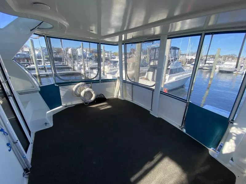 1998 Carver 405 Motor Yacht