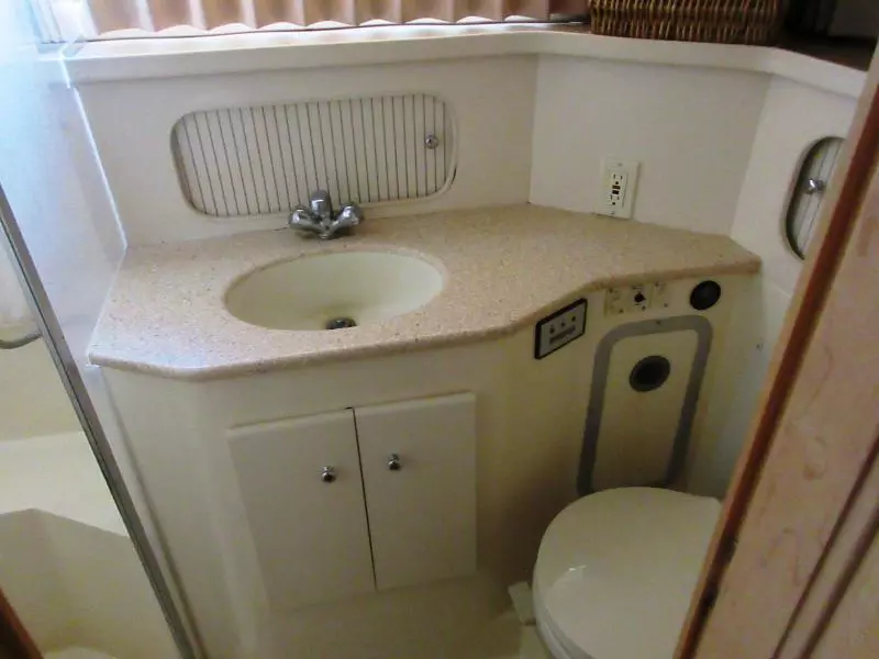 1998 Carver 405 Motor Yacht