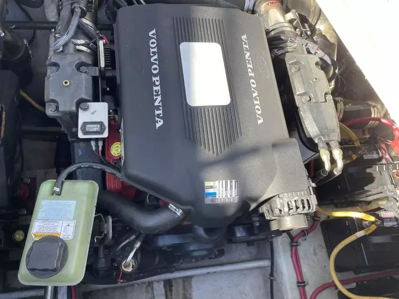 2004 Chris-Craft 28 Corsair