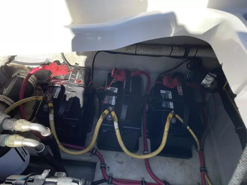 2004 Chris-Craft 28 Corsair