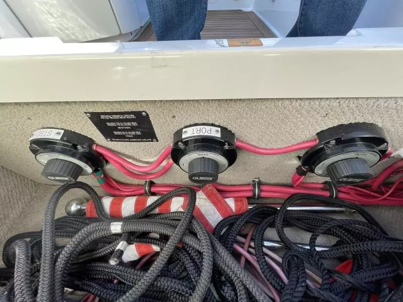 2004 Chris-Craft 28 Corsair