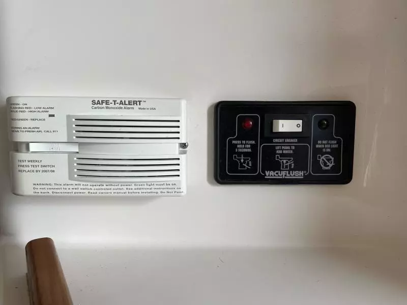 2004 Chris-Craft 28 Corsair