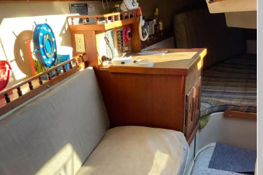 1980 Catalina 30