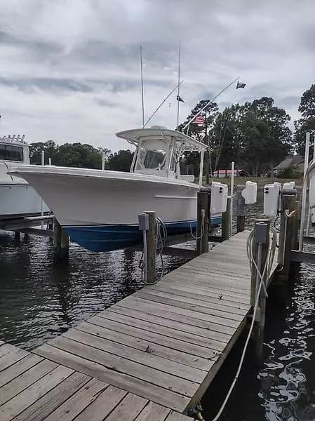 2005 Buddy Davis 28 Center console