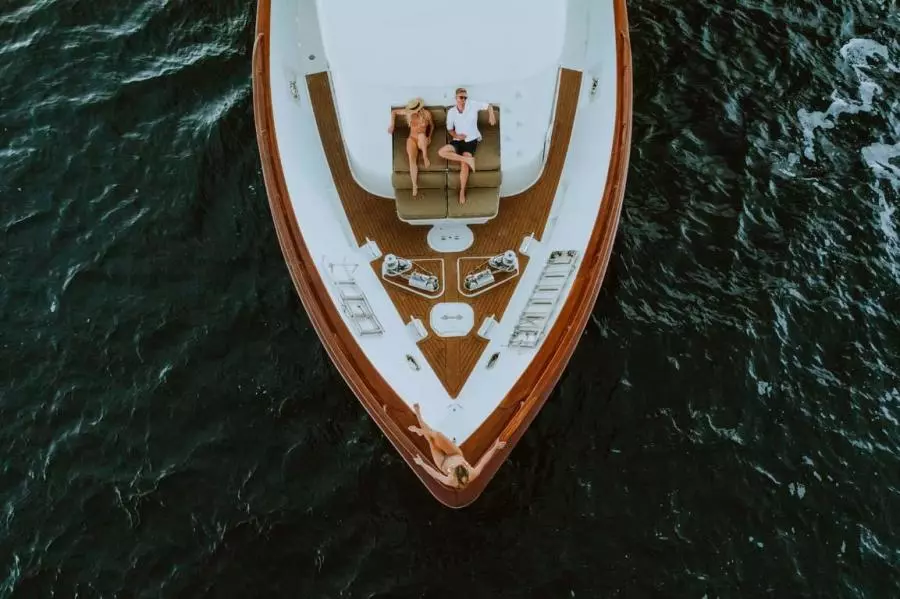 1995 Broward Raised Pilothouse