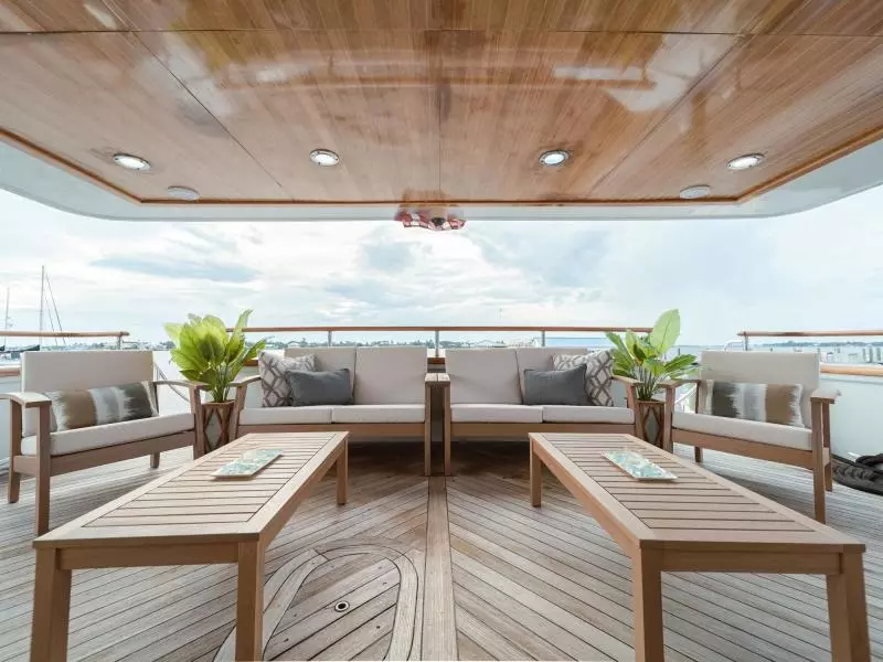 1995 Broward Raised Pilothouse