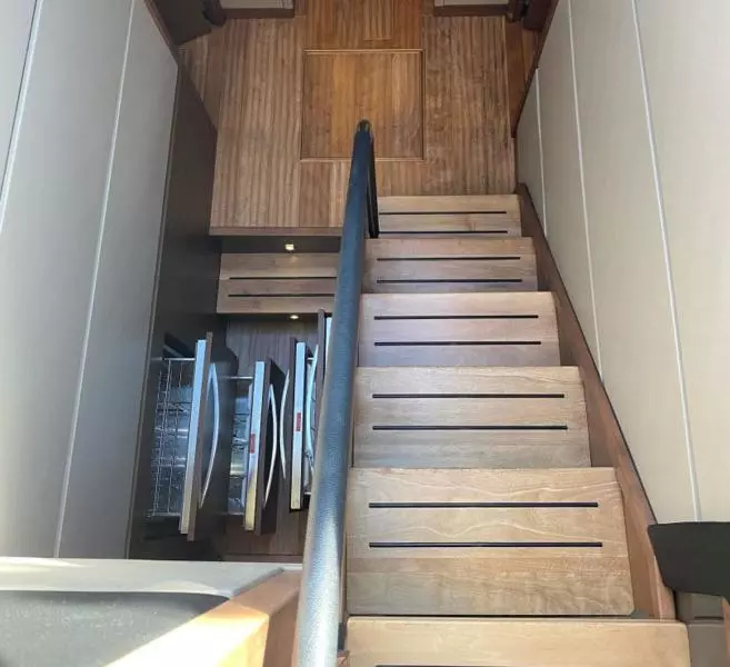 2016 Sea Ray L650 Fly