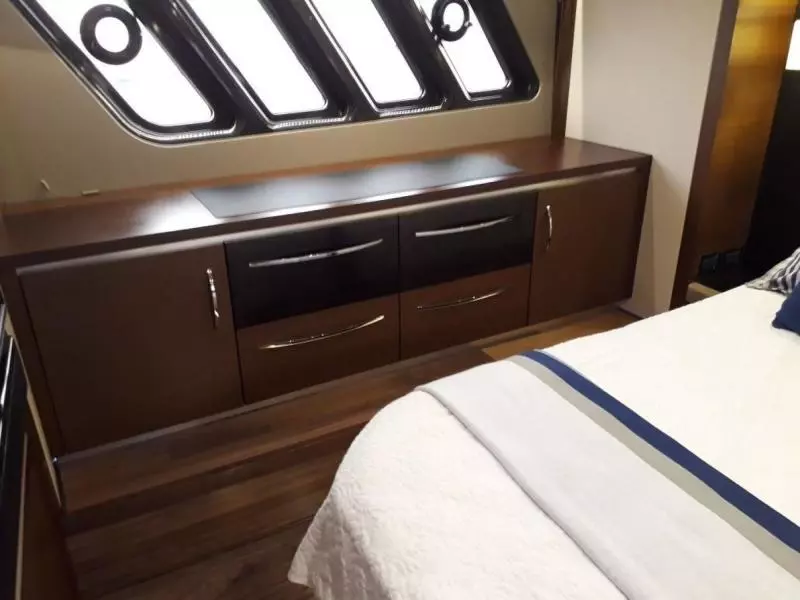 2016 Sea Ray L650 Fly