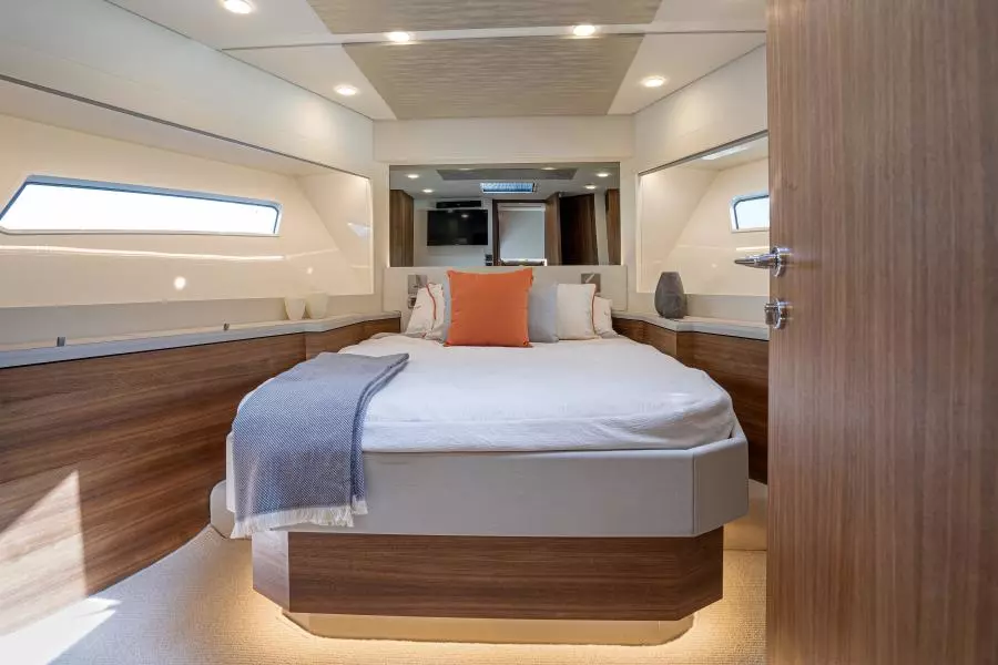 2023 CL Yachts CLB72