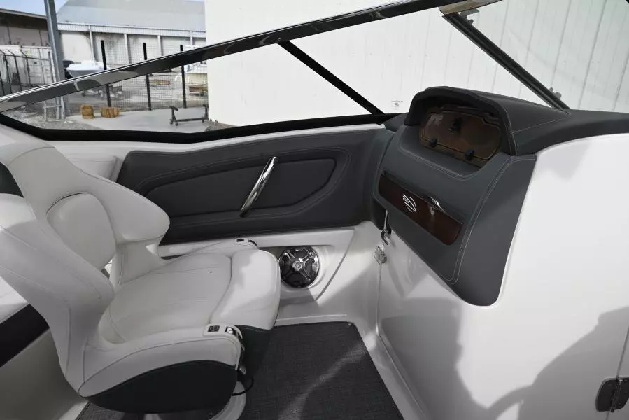 2015 Chaparral 277SSX