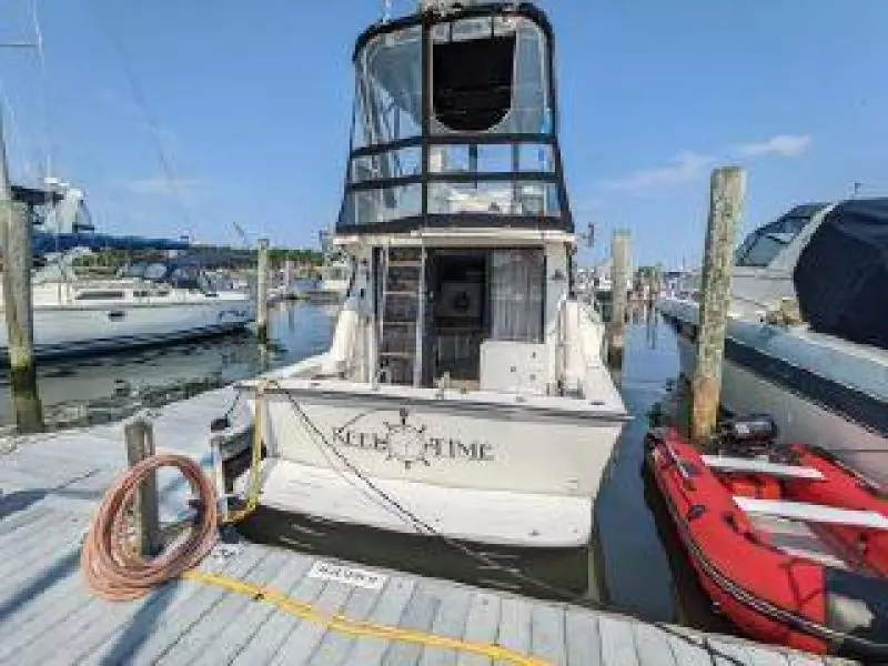 1990 Luhrs Flybridge